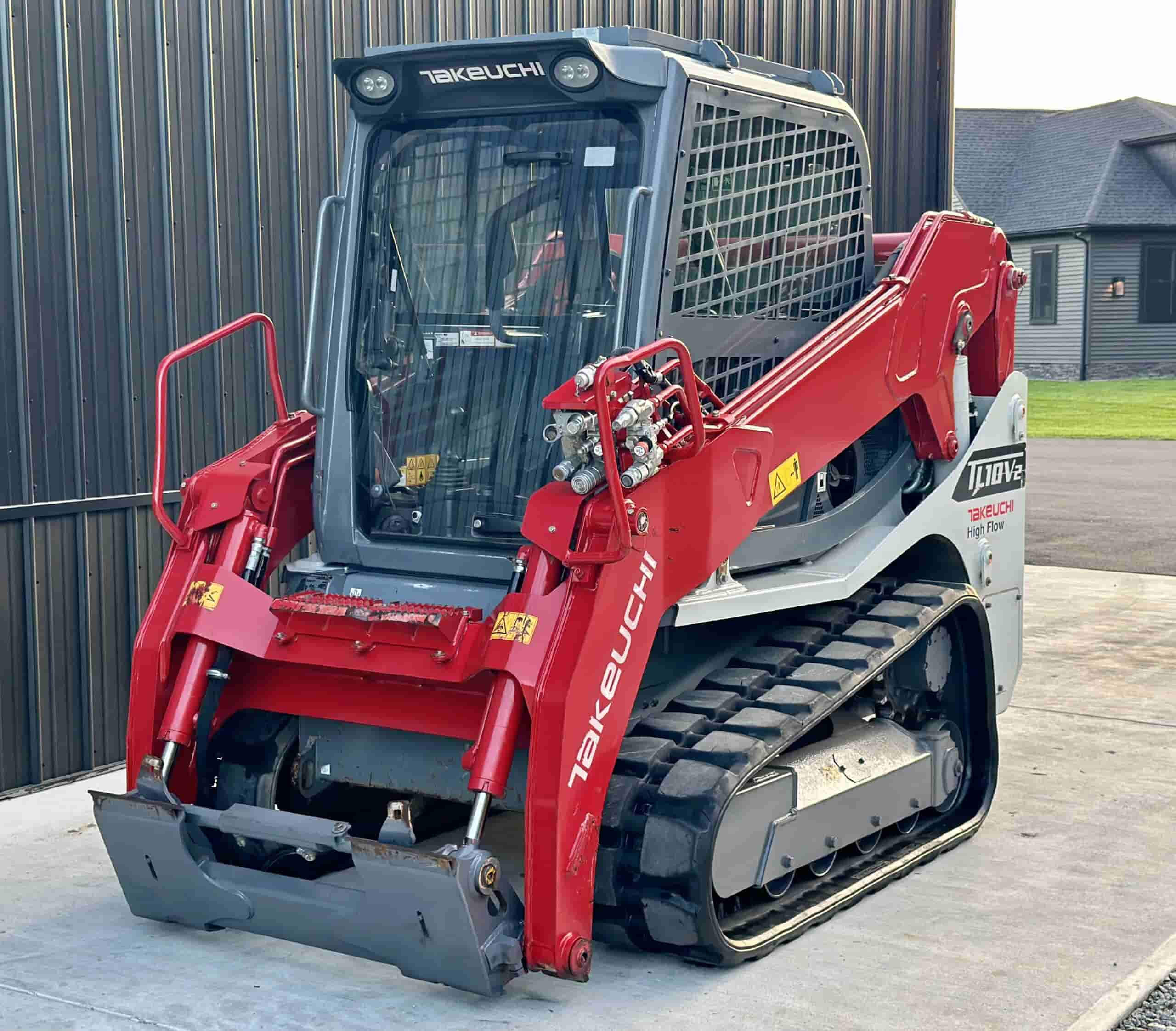 2018 Takeuchi TL10V2 CLEAN
